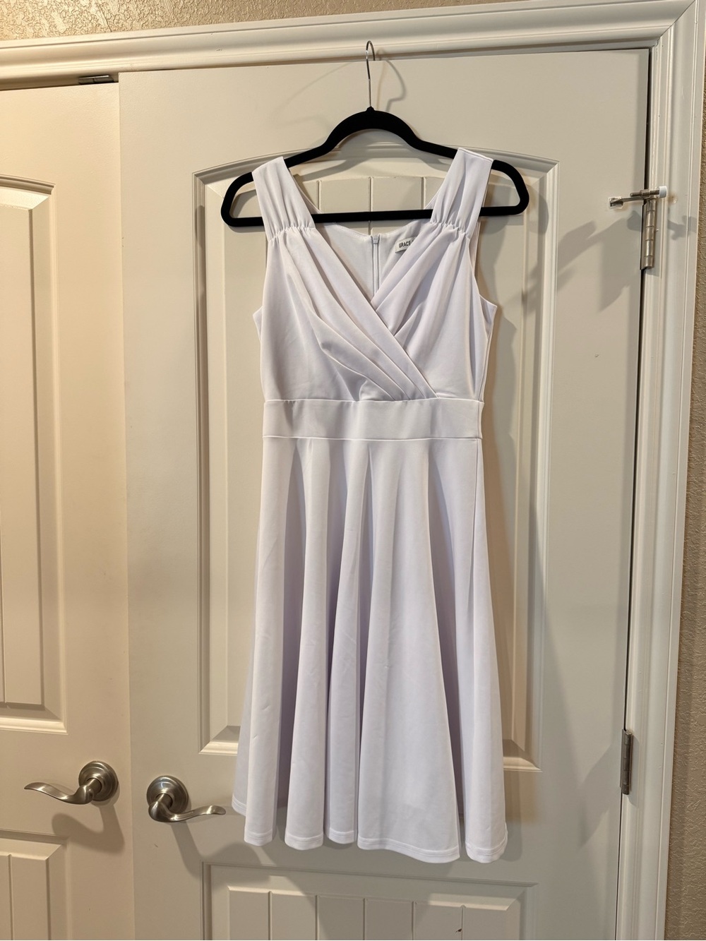 Grace Karin White Sleeveless V-Neck Fit & Flare Dress